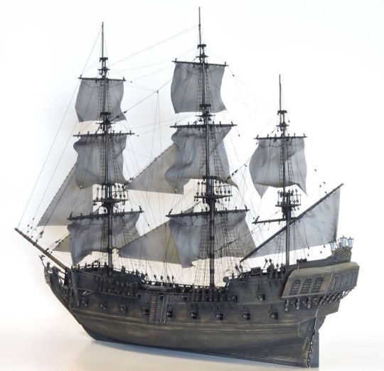 Maquette de bateau en bois Black Pearl