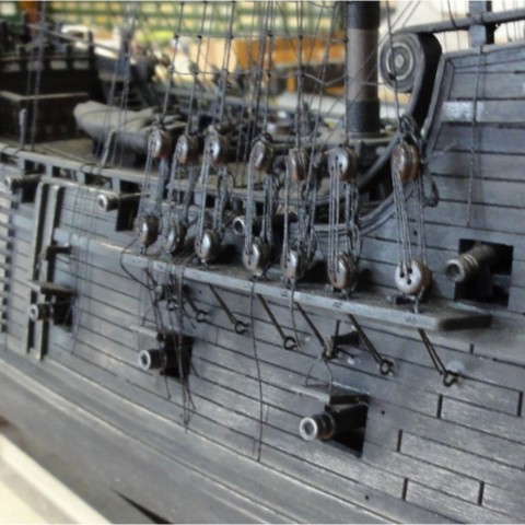 Maquette de bateau en bois Black Pearl