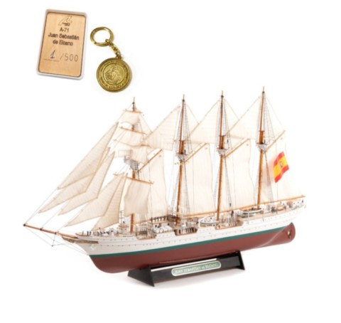 Maquette de bateau en bois Juan Sebastian 22521